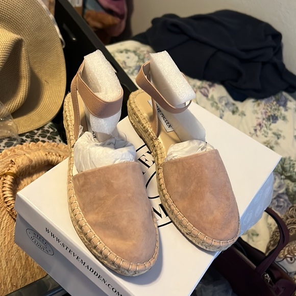 Suede Espadrilles - Picture 1 of 2